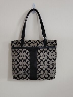 Coach Signature Stipe Canvas Tote Bag in Black/gray